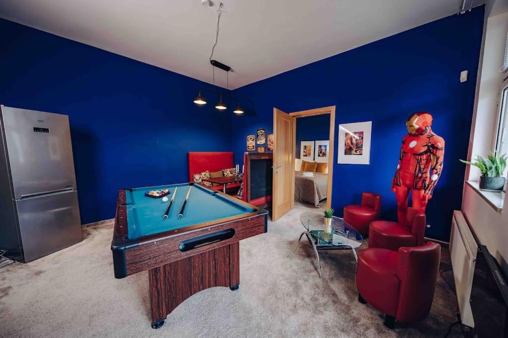 Unique Apartment With Private Pool, Cinema, Spa Prague Exterior photo